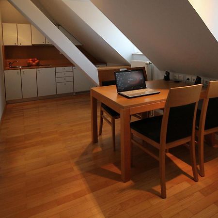 Apartments Villa Boltez Kranj Oda fotoğraf