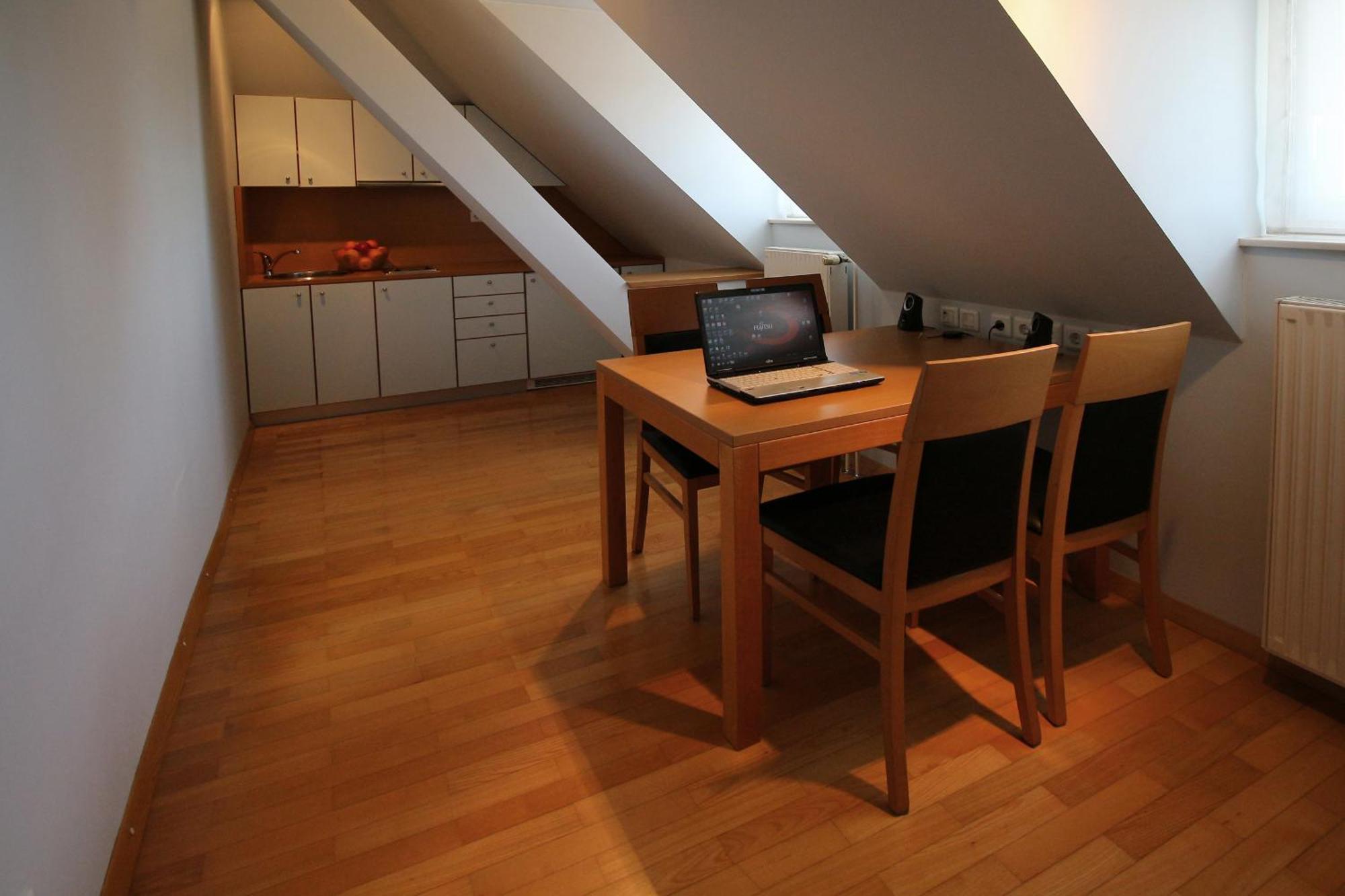 Apartments Villa Boltez Kranj Oda fotoğraf